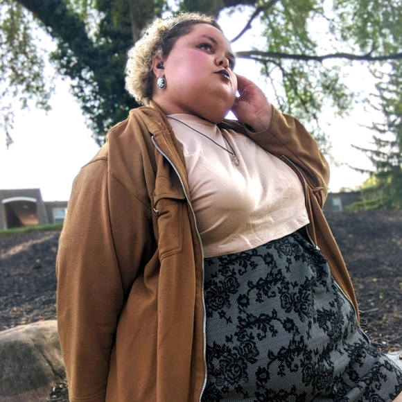 Meet your Posher, Keisha - Picture 1 of 1